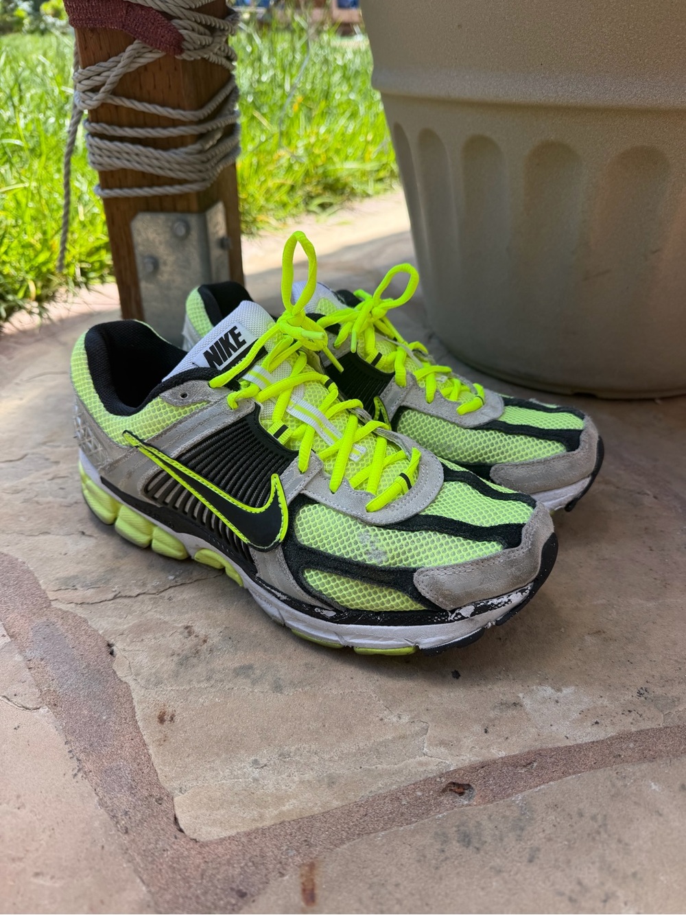 Nike Zoom Vomero 5 Life Lime Neon Green